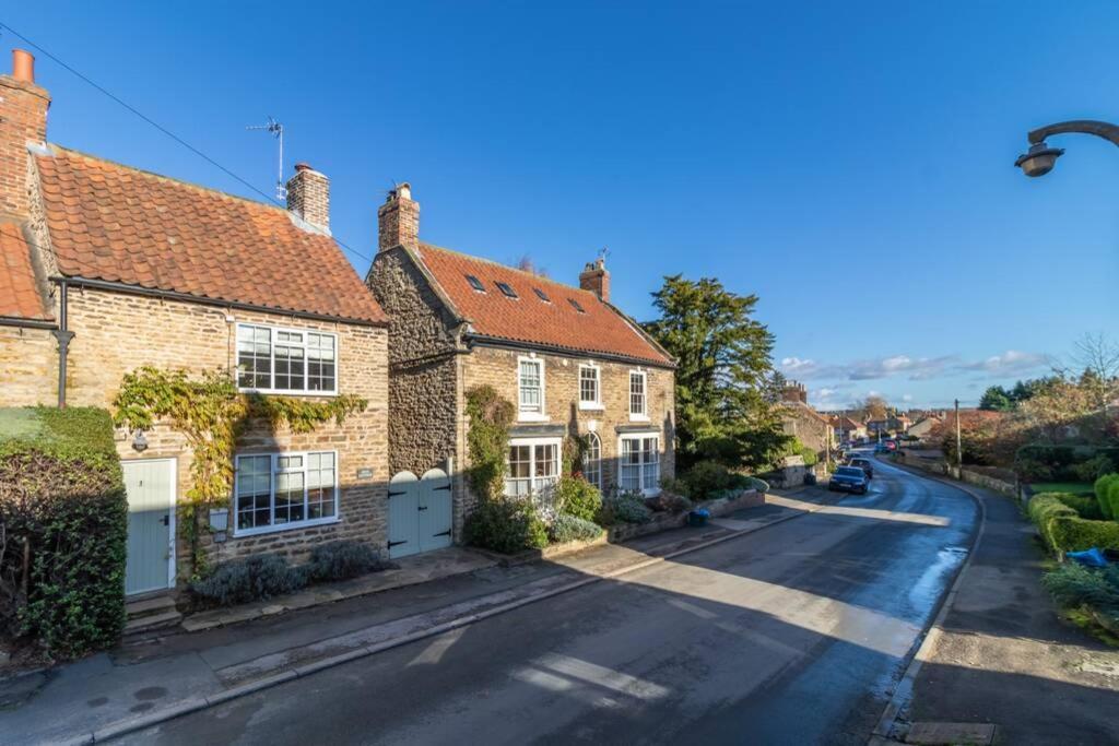 Dene Cottage, Welburn المظهر الخارجي الصورة